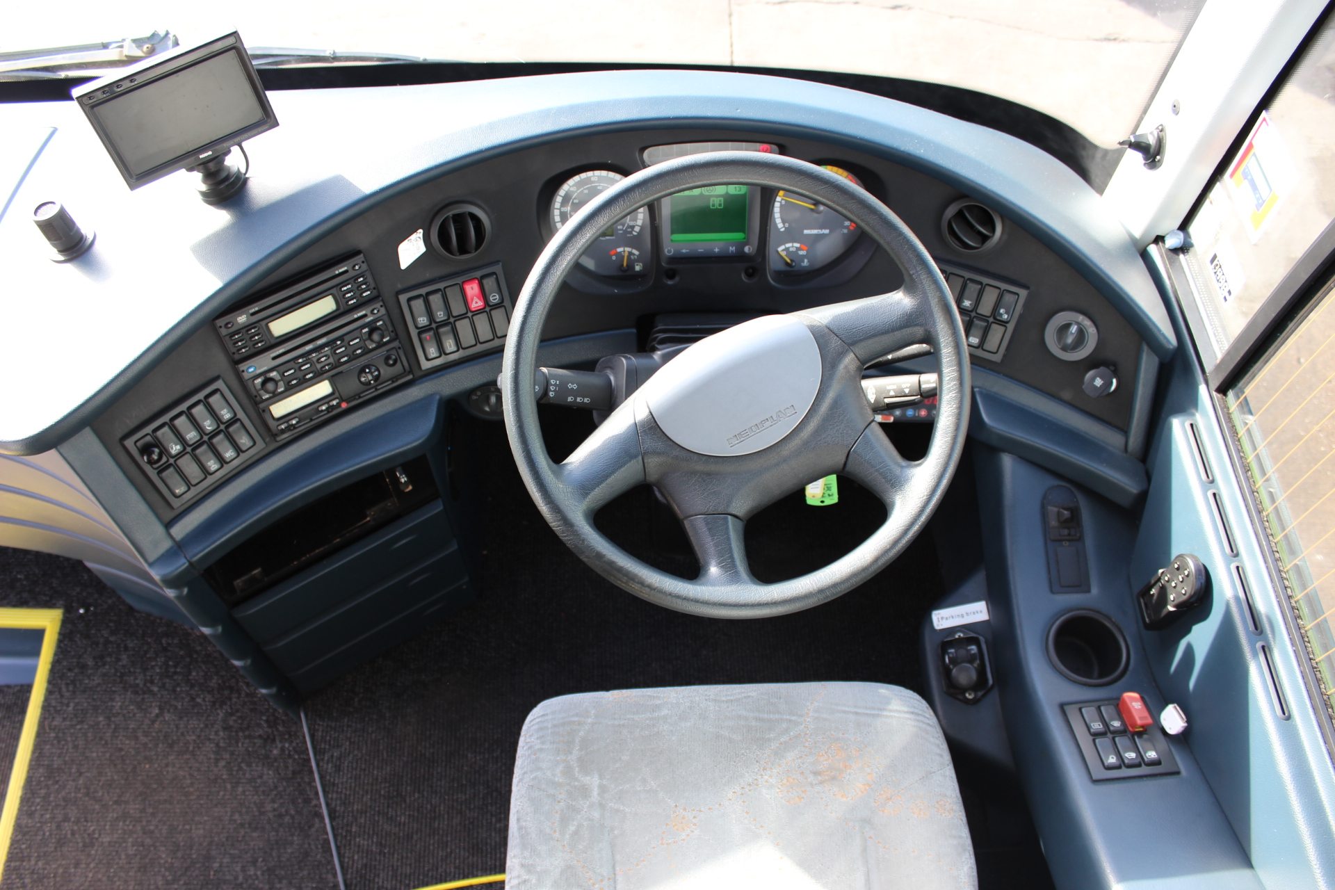 coaches-24180-11