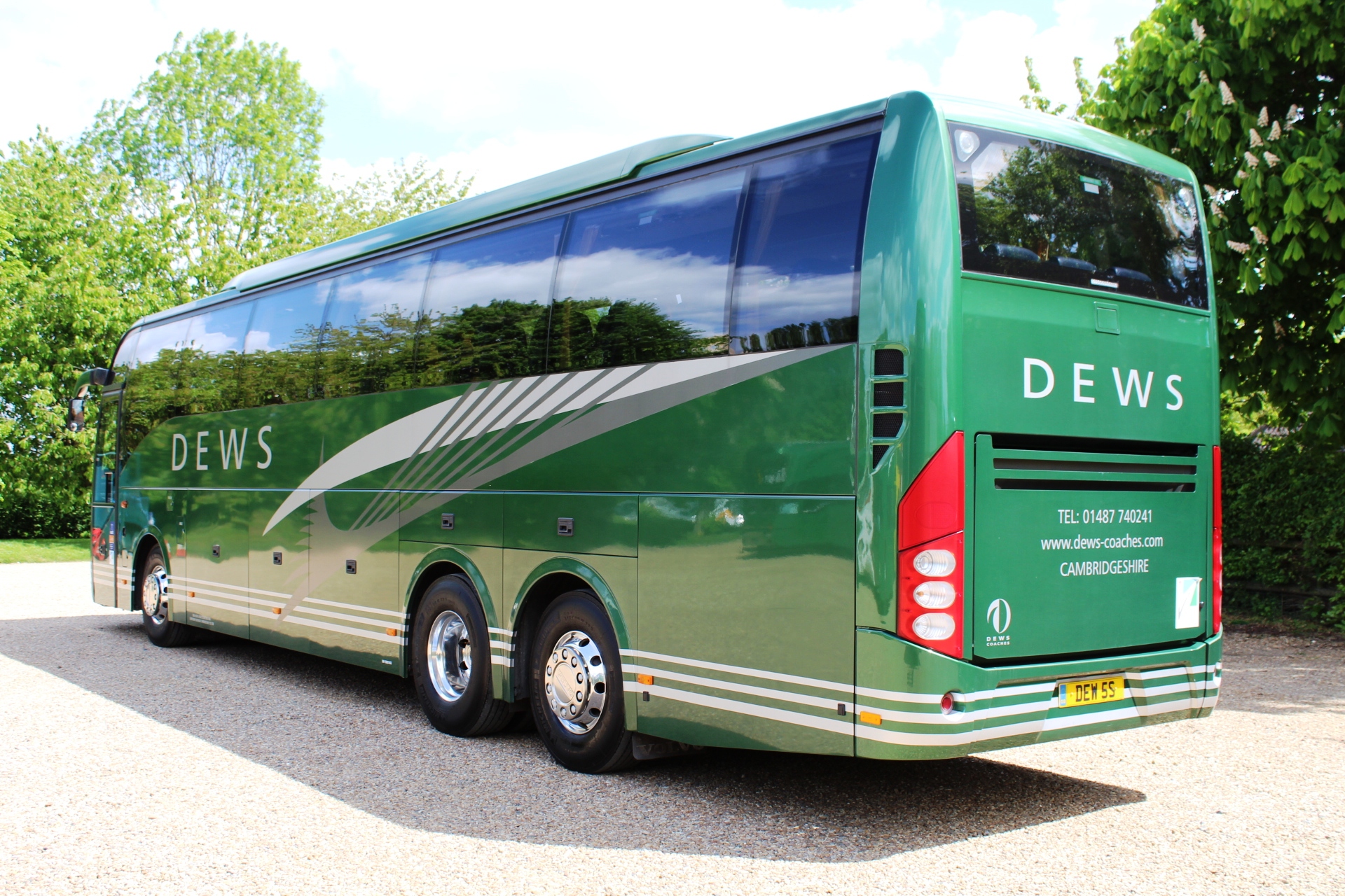 2011 VOLVO B13R 9700 53/55 SEATS - Hills Coaches