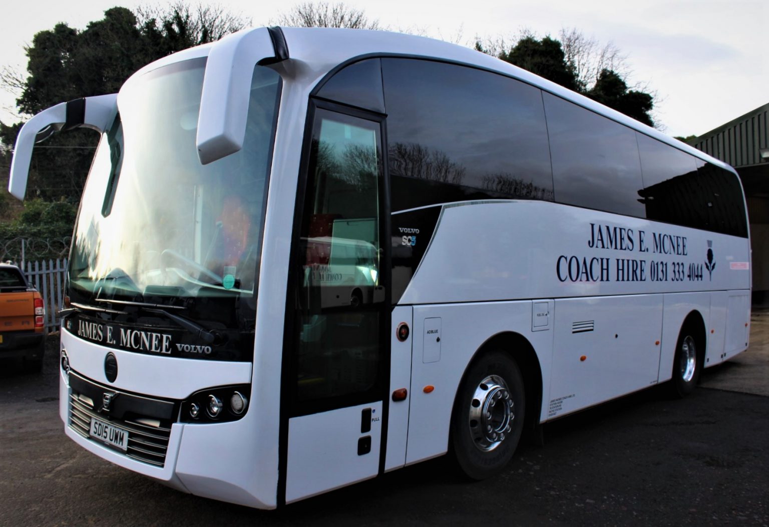 2015 VOLVO B8R SUNSUNDEGUI SC5 41 SEATS EURO 6 - Hills Coaches