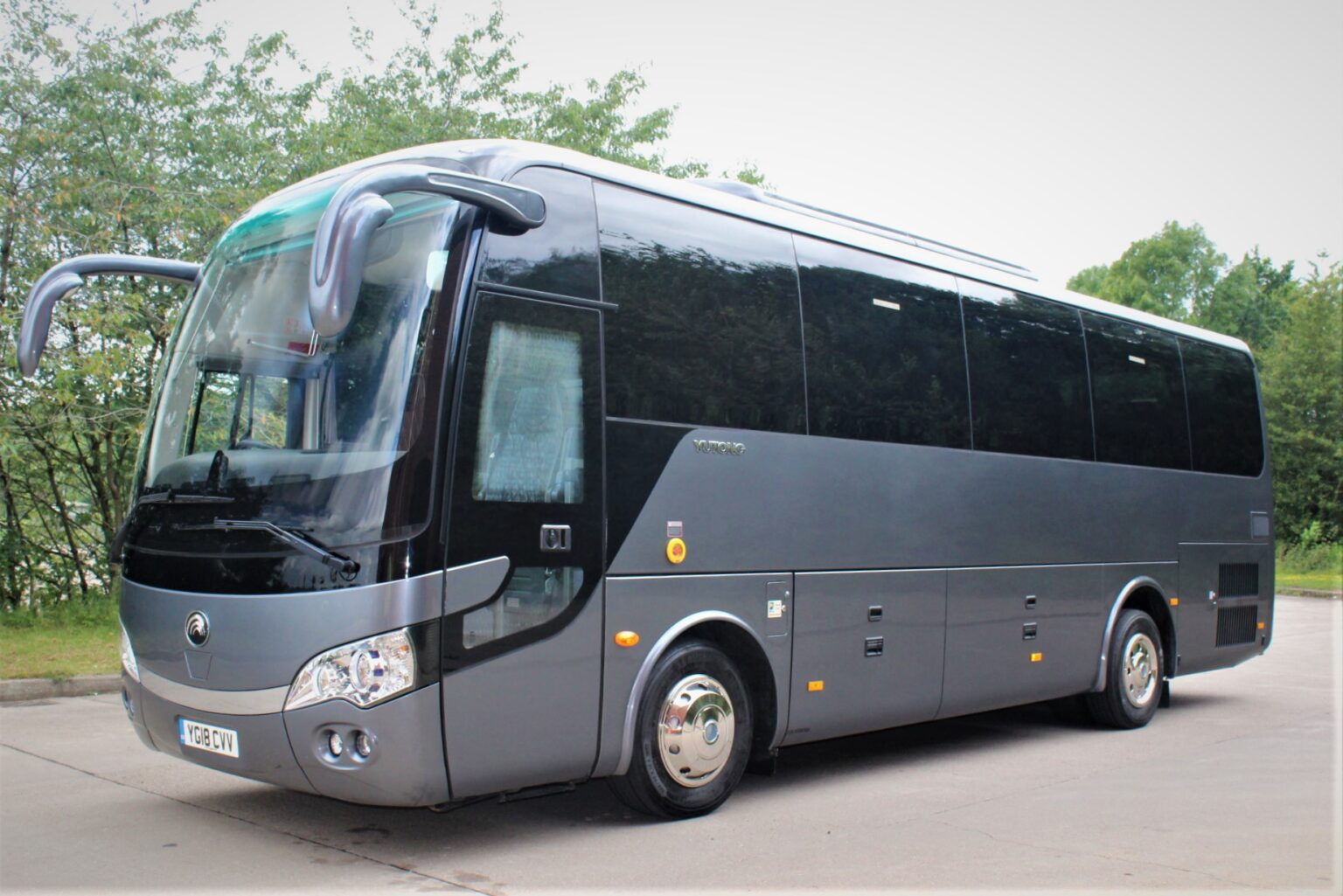 2018 YUTONG TC9 35 SEAT EURO 6 - Hills Coaches
