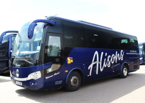 2016 YUTONG TC9 32 SEAT EXEC EURO 6