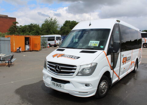 2016 MERCEDES-BENZ SPRINTER 516 CDi EVM X-CLUSIVE 16 SEAT EURO 6